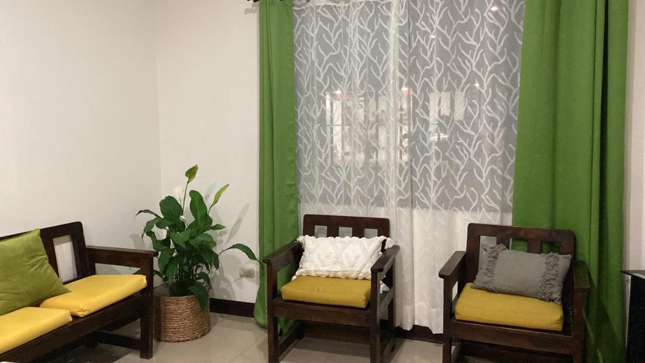 リベリア Casa Binisa Fresca Y Agradableヴィラ エクステリア 写真